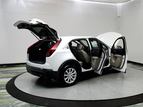 Used 2019 Cadillac XT4 Luxury FWD image 11