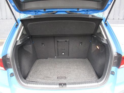 Used 2022 Volkswagen Taos SEL image 33