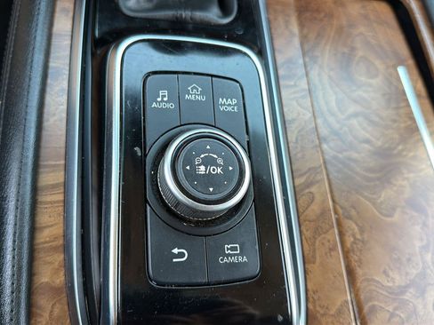 Used 2021 Nissan Armada SL RWD image 16