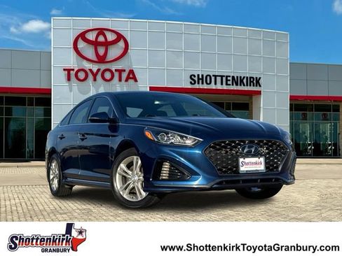 Used 2019 Hyundai Sonata Sport FWD image 1