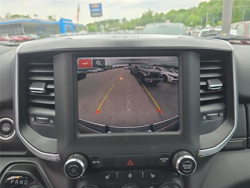 Used 2022 RAM 1500 Big Horn AWD/4WD image 27