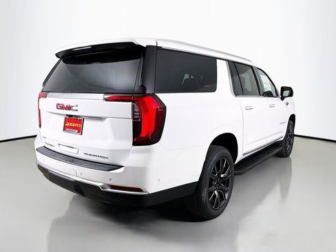 New 2026 GMC Yukon XL Elevation AWD/4WD image 8