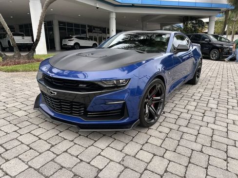 Used 2019 Chevrolet Camaro SS RWD image 20