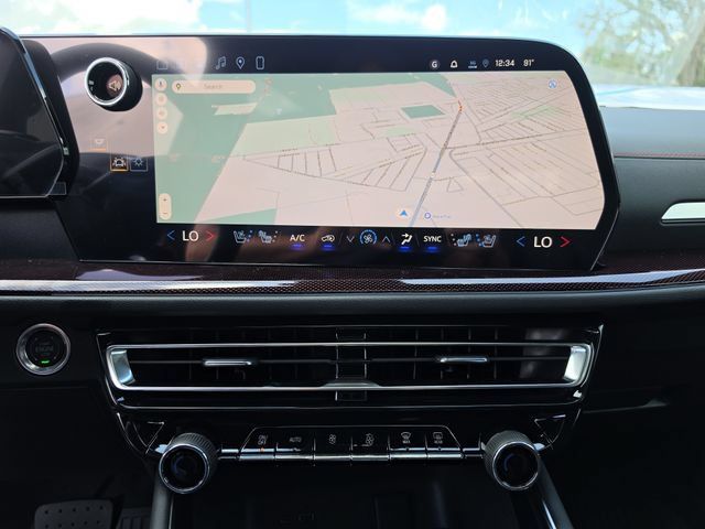 New 2026 Chevrolet Traverse RS w/ LPO, Floor Liner Package FWD image 27