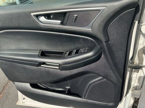 Used 2019 Ford Edge SEL w/ Equipment Group 201A image 27