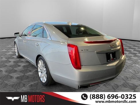 Used 2017 Cadillac XTS Luxury image 5