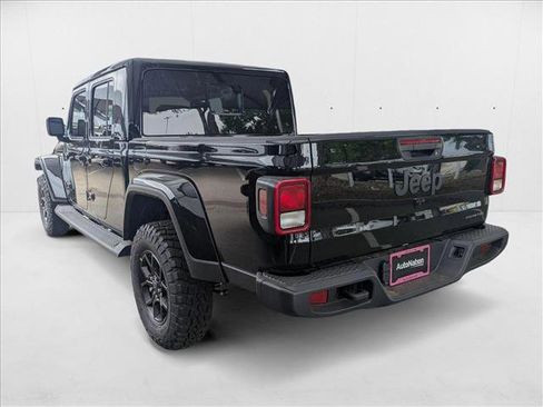 New 2025 Jeep Gladiator Sport image 8