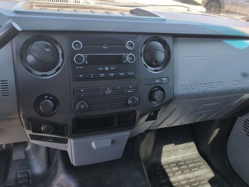 Used 2011 Ford F250 XL RWD image 13