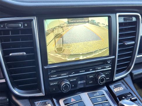 Used 2014 Porsche Panamera GTS w/ Premium Package Plus image 8