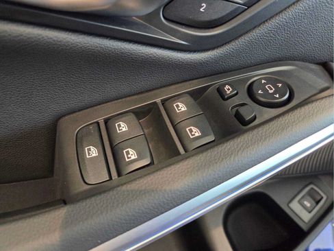 New 2026 BMW 330i Sedan w/ M Sport Package RWD image 22