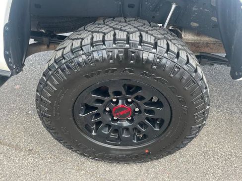 Used 2023 Toyota Tacoma SR AWD/4WD image 3
