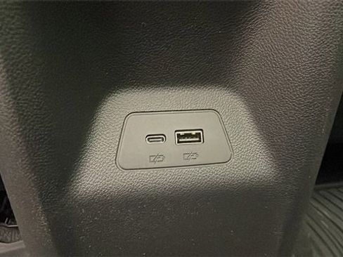 Certified 2024 Buick Envision Sport Touring image 35