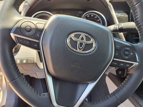 Used 2023 Toyota Camry XLE w/ Cold Weather Package FWD image 24