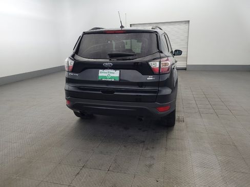 Used 2017 Ford Escape SE w/ SE Sport Appearance Package AWD/4WD image 7