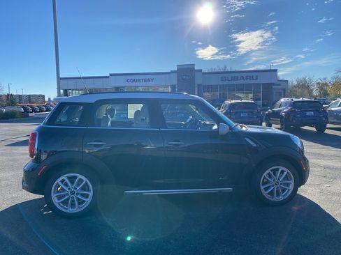 Used 2016 MINI Cooper Countryman S image 1