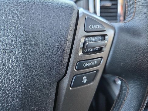 Used 2021 Nissan Titan Platinum Reserve w/ Moonroof Package image 16