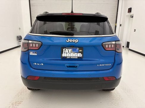 Used 2025 Jeep Compass Limited AWD/4WD image 21
