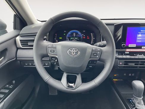 New 2026 Toyota Camry LE image 12
