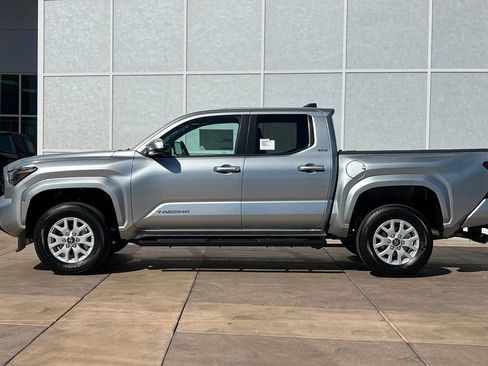 New 2025 Toyota Tacoma SR5 image 7