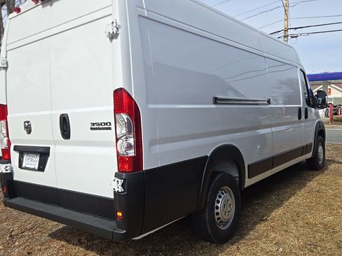 New 2026 RAM ProMaster 3500 w/ Convenience Group FWD image 5