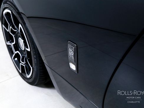 Used 2017 Rolls-Royce Wraith RWD image 34