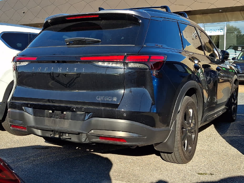 Used 2026 INFINITI QX60 Autograph w/ Dark Cargo Package AWD/4WD image 3