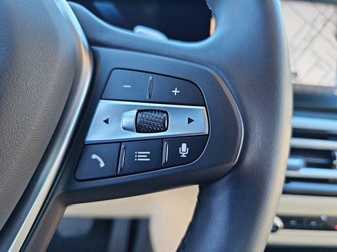 Certified 2024 BMW 330i Sedan w/ Convenience Package image 18