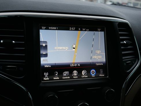 Used 2017 Jeep Grand Cherokee Limited w/ Luxury Group II image 22