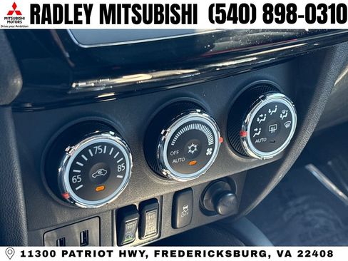 Used 2018 Mitsubishi Outlander Sport SEL AWD/4WD image 10
