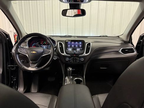 Used 2020 Chevrolet Equinox Premier w/ Premier Redline Edition FWD image 29