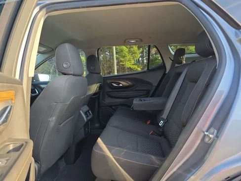 Used 2018 GMC Terrain SLE image 35