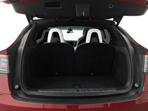 Used 2016 Tesla Model X 90D image 17