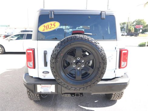 New 2025 Ford Bronco Big Bend w/ Black Diamond Package image 13