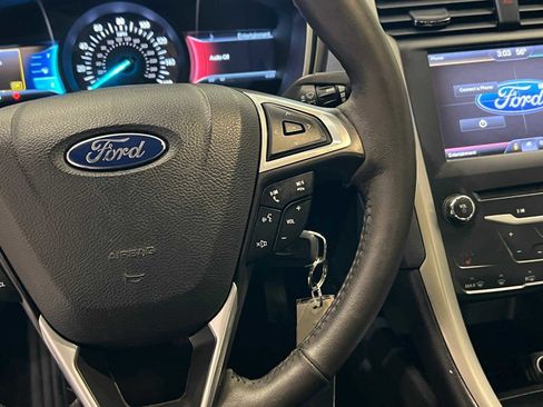 Used 2014 Ford Fusion SE w/ Equipment Group 202A image 21