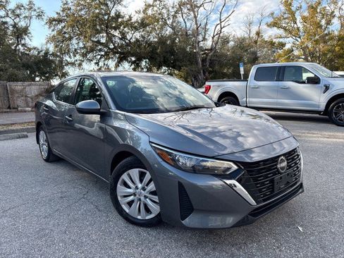 Used 2024 Nissan Sentra S image 4