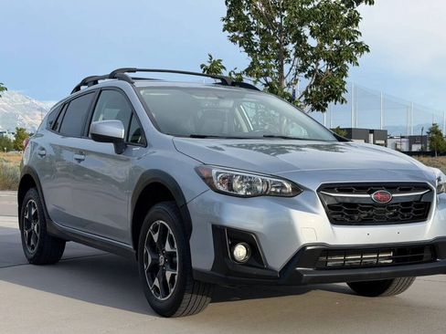 Used 2018 Subaru Crosstrek 2.0i Premium w/ Moonroof Package AWD/4WD image 3