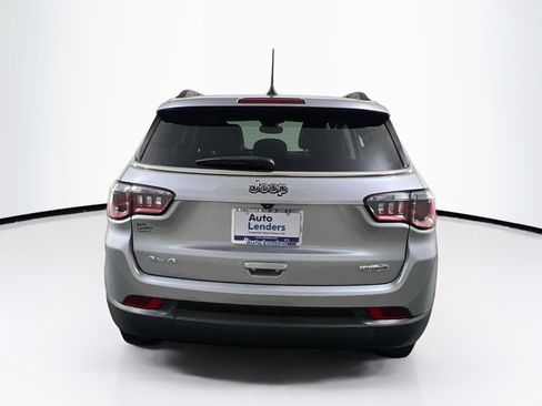 Used 2022 Jeep Compass Latitude AWD/4WD image 6