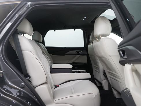 Used 2023 MAZDA CX-9 Signature image 13