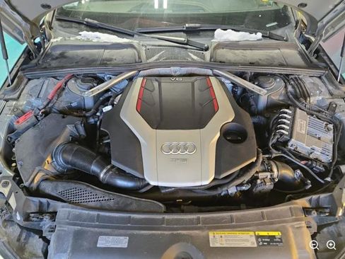 Used 2019 Audi S4 Premium Plus w/ Premium Plus Package image 9