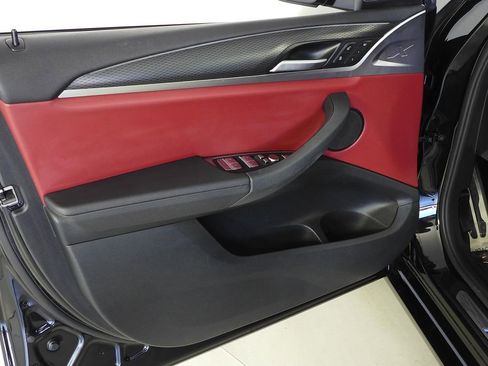 Certified 2023 BMW X3 sDrive30i w/ M Sport Package image 11