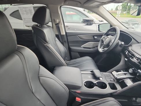 Used 2023 Acura MDX SH-AWD w/ Advance Package image 9