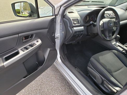 Used 2016 Subaru Impreza 2.0i image 8