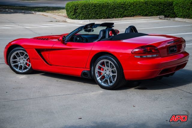 Used 2004 Dodge Viper SRT-10 RWD image 48