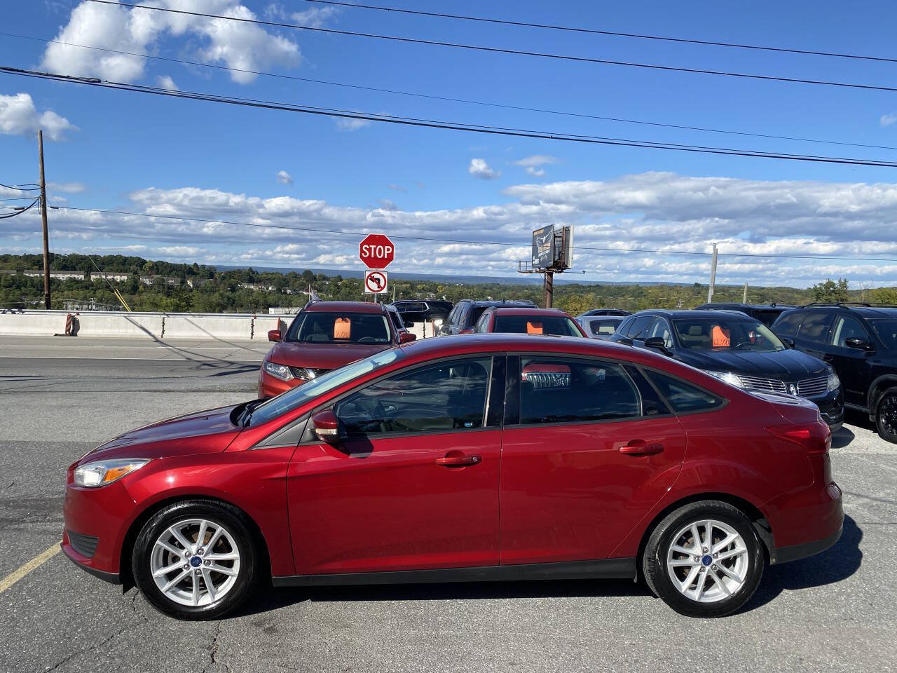 Used 2015 Ford Focus SE FWD image 8