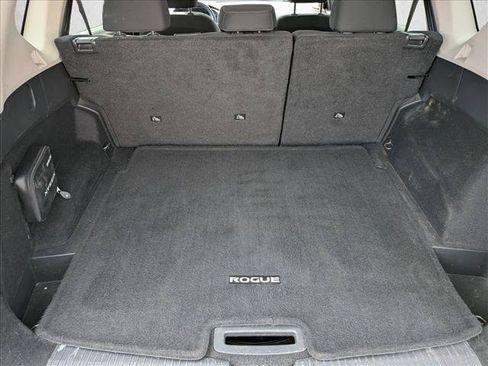 Used 2023 Nissan Rogue S FWD image 6
