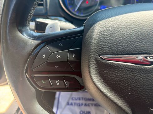 Used 2021 Chrysler 300 S RWD image 15