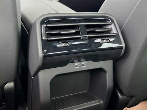 New 2026 BMW 540i xDrive w/ M Sport Package AWD/4WD image 27