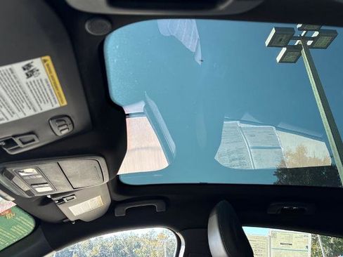 Certified 2022 Ford Mustang Mach-E GT image 9