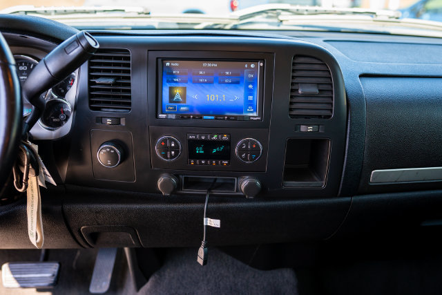 Used 2007 GMC Sierra 1500 SLE w/ SLE1 Preferred Package AWD/4WD image 7