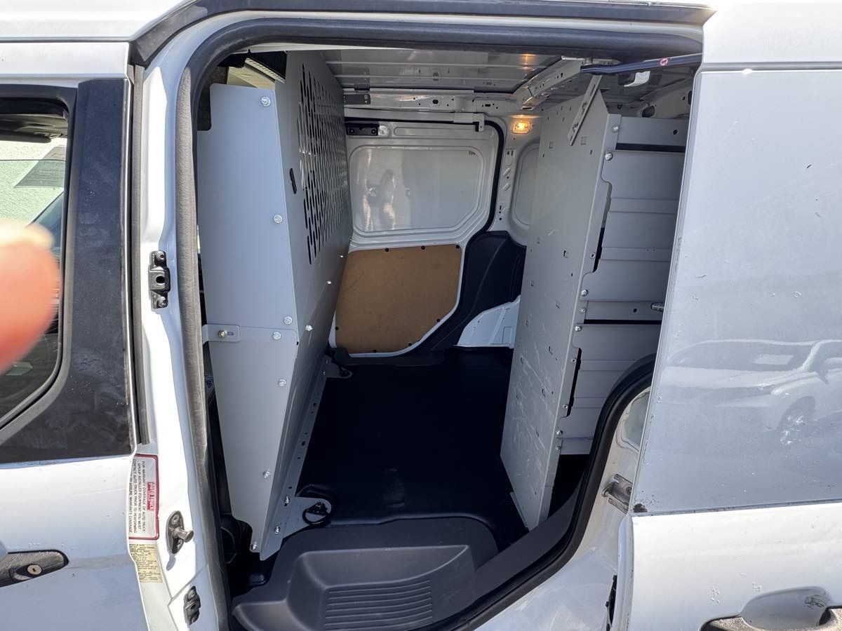 Used 2021 Ford Transit Connect XL FWD image 17